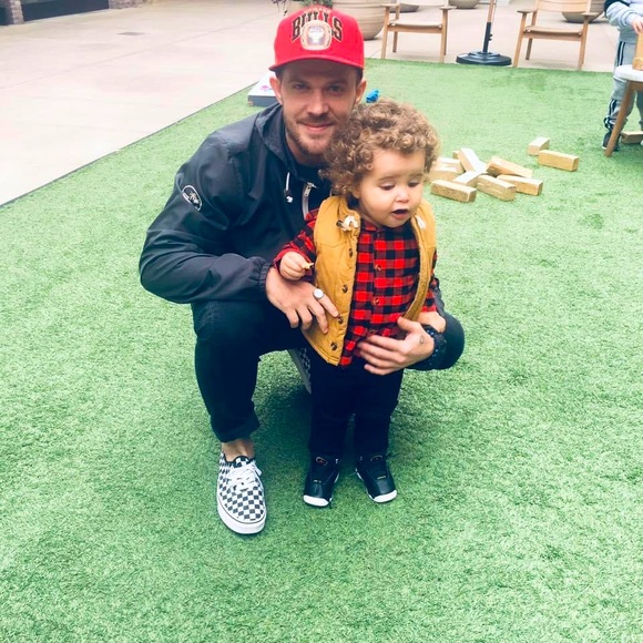 Meet your Posher, Jaime - Picture 1 of 11